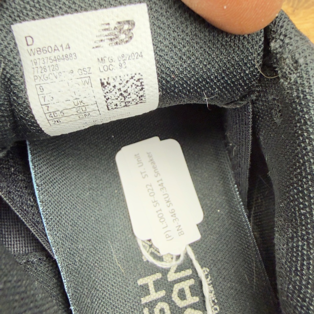 New Balance Fresh Foam X 860 Shoes Womens Size 9D Black Mesh Running Lace Up - Picture 9 of 10